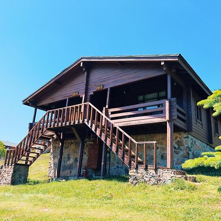 Kuembet Dag Eviヴィラ エクステリア 写真
